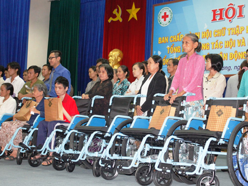 ທ້ອງຖິ່ນຕ່າງໆຈັດຕັ້ງພິທີສະເຫຼີມສະຫຼອງວັນສາກົນເພື່ອຄົນພິການ